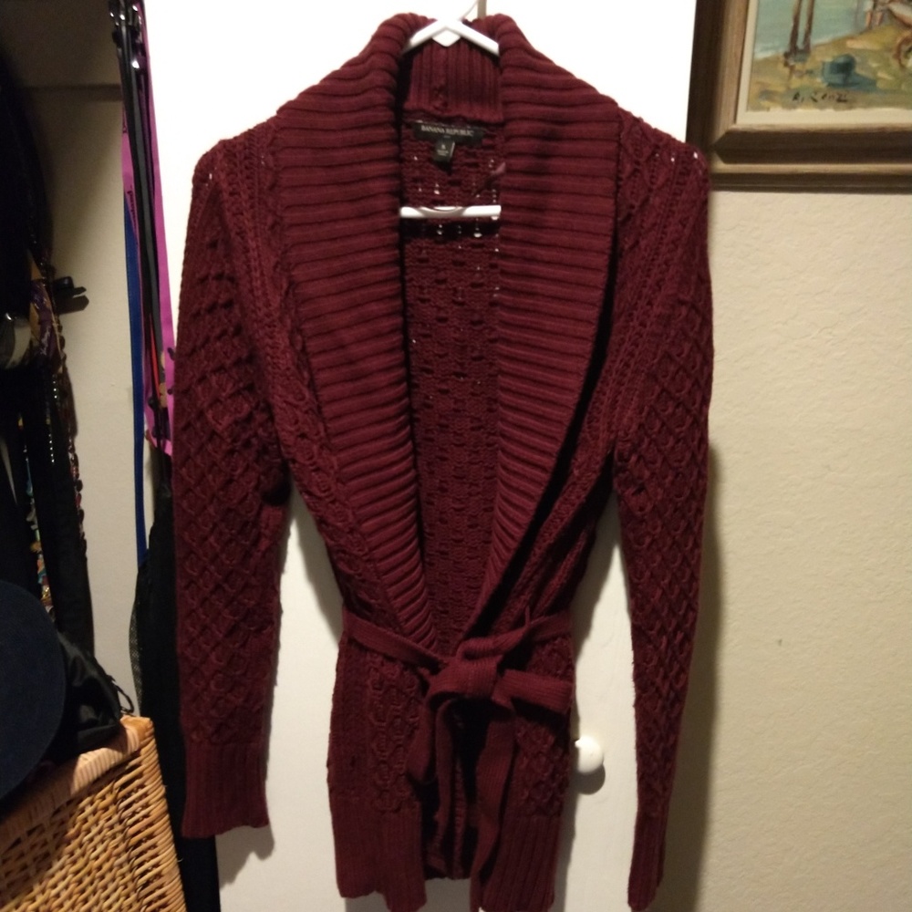 Banana Republic burgundy tie belt sweater
